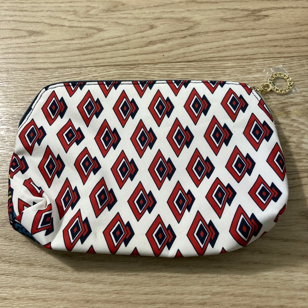 Estee Lauder Makeup Bag Womens Large Red White Blue Geometric Tapestry NEW